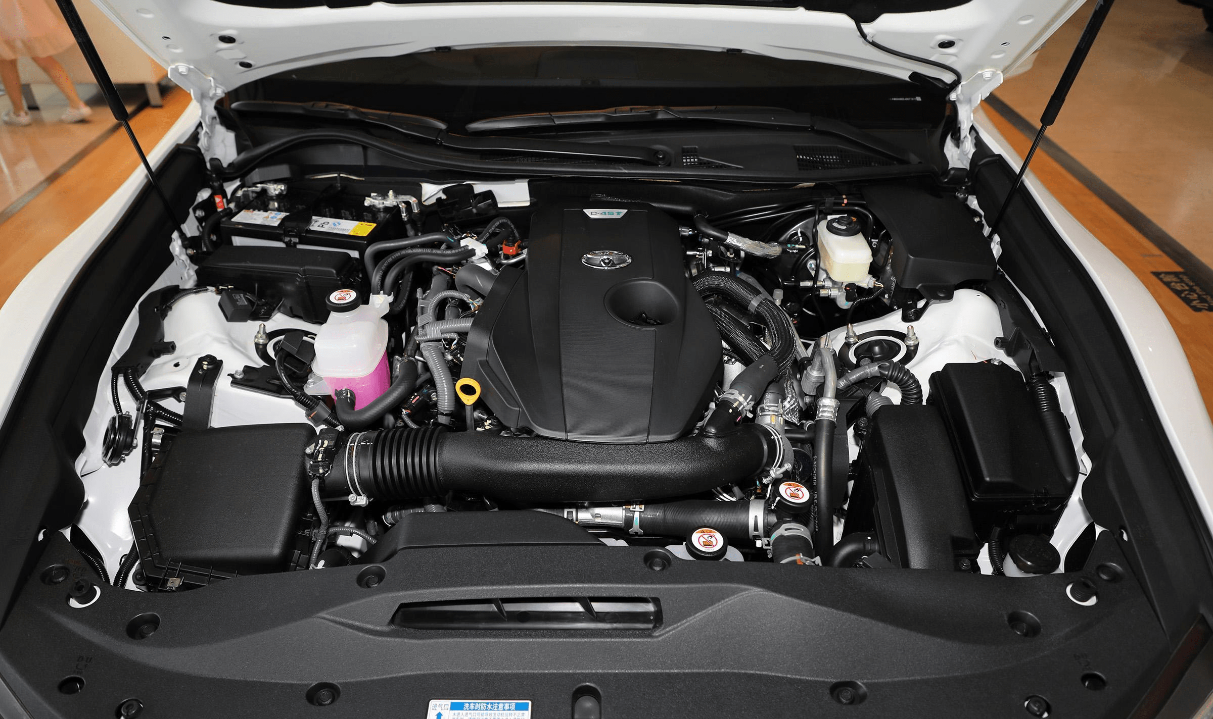 怎么申请皇冠信用盘_2022广州车展探馆:详细解读全新一代丰田皇冠