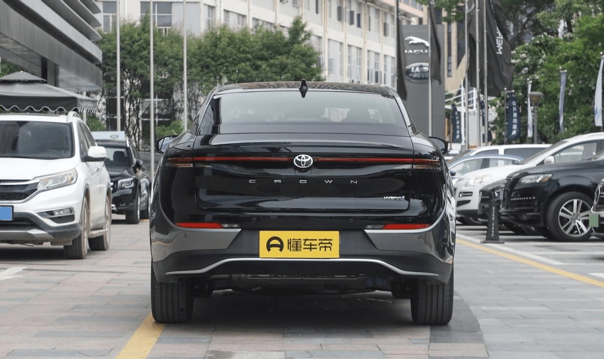 皇冠信用盘怎么弄_为情怀买单?皇冠SportCross搭载油电混合动力皇冠信用盘怎么弄,预售36.9万元起