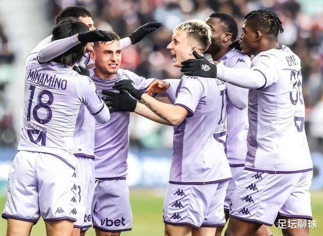 法甲联赛时间表_1-3比1-2!巴黎制造尴尬法甲联赛时间表,决战苦=输,梅西官宣缺席,C罗隔空微笑