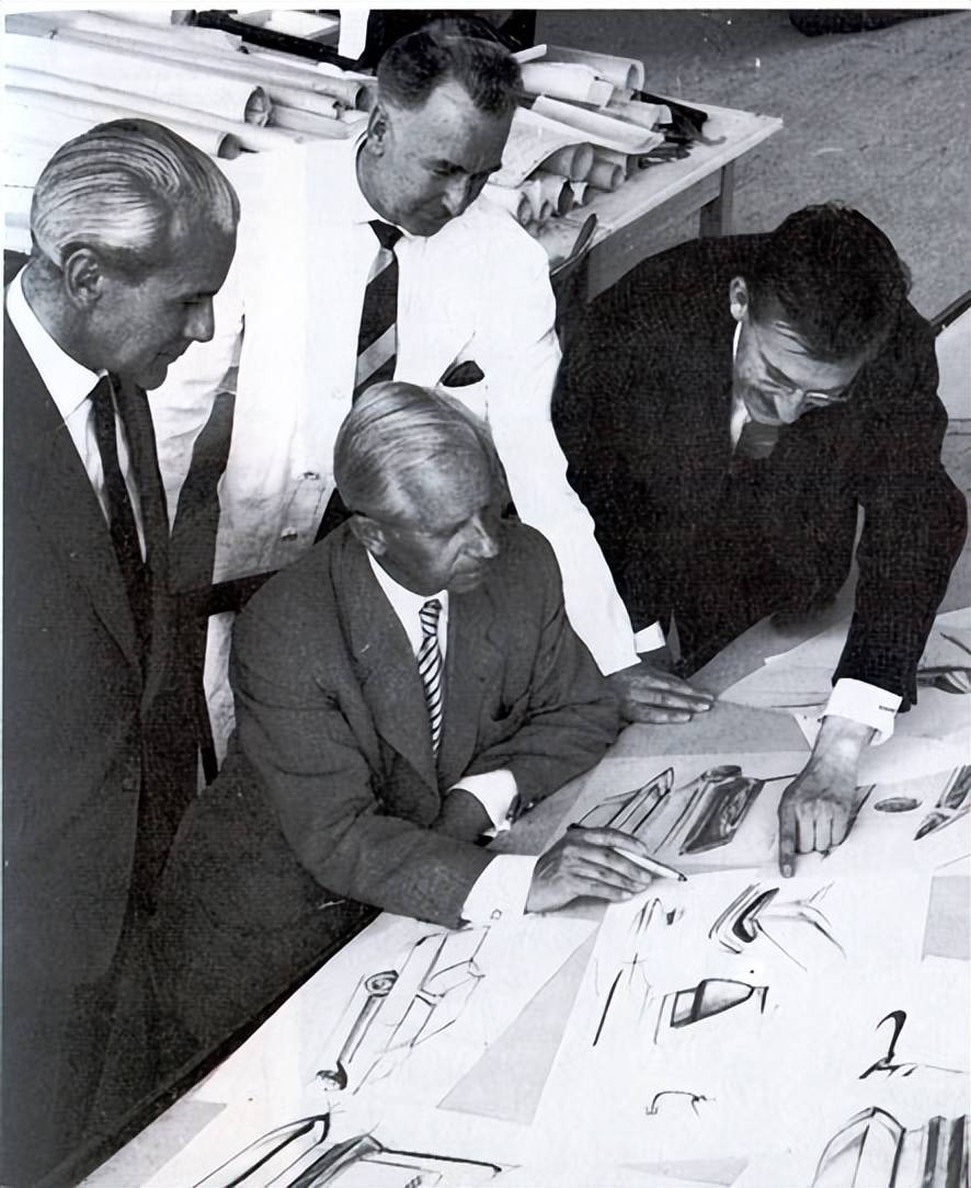 皇冠信用盘网址_车圈史|哪款车型成就梅赛德斯·奔驰豪车地位皇冠信用盘网址?Mercedes-Benz 600