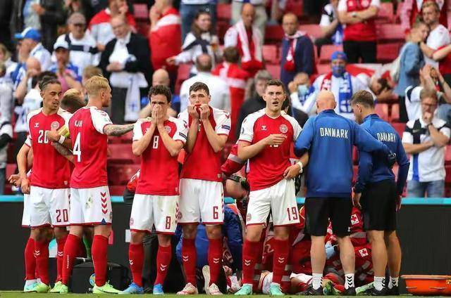 欧洲杯平台送_欧洲杯突发!丹麦球员埃里克森突然休克倒地抢救后送医欧洲杯平台送,比赛暂停