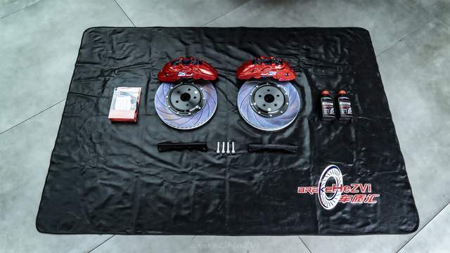 皇冠代理联系方式_还是皇冠吗皇冠代理联系方式?丰田陆放升级Alcon-Belfe RC6街道刹车