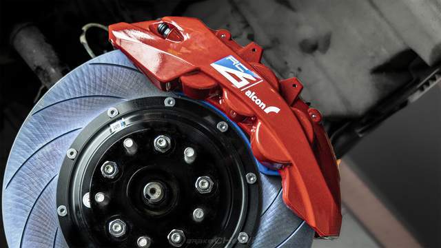 皇冠代理联系方式_还是皇冠吗皇冠代理联系方式?丰田陆放升级Alcon-Belfe RC6街道刹车