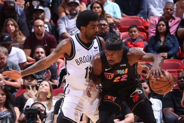 皇冠信用网登2登3_炸了皇冠信用网登2登3!篮网、步行者酝酿2换2交易!本西蒙斯、布罗格登互换东家?