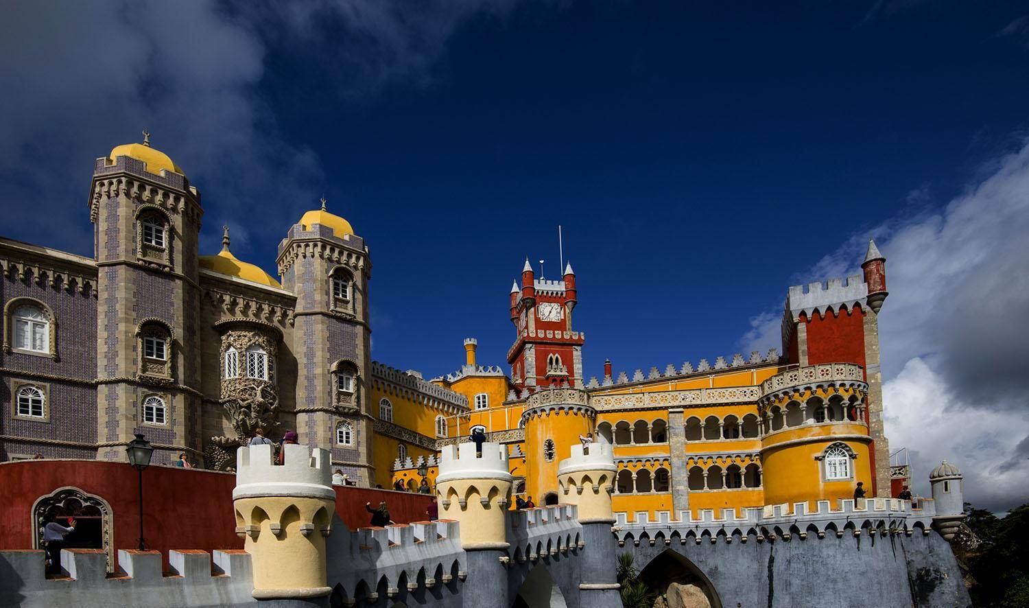 皇冠信用网在线申请_葡萄牙开始在线申请签证续签皇冠信用网在线申请,包括黄金签证