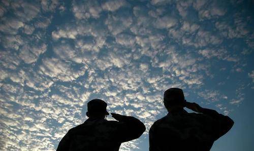 皇冠信用网代理登3_连长临危受命皇冠信用网代理登3,临时代理营长职务,却率全营为全师立下大功