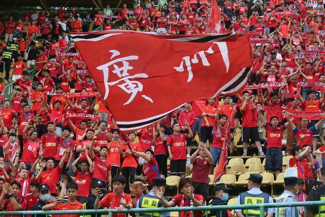 皇冠信用网出租足球_广州恒大成功逆袭!花600万养职业球队皇冠信用网出租足球,实现自负盈亏