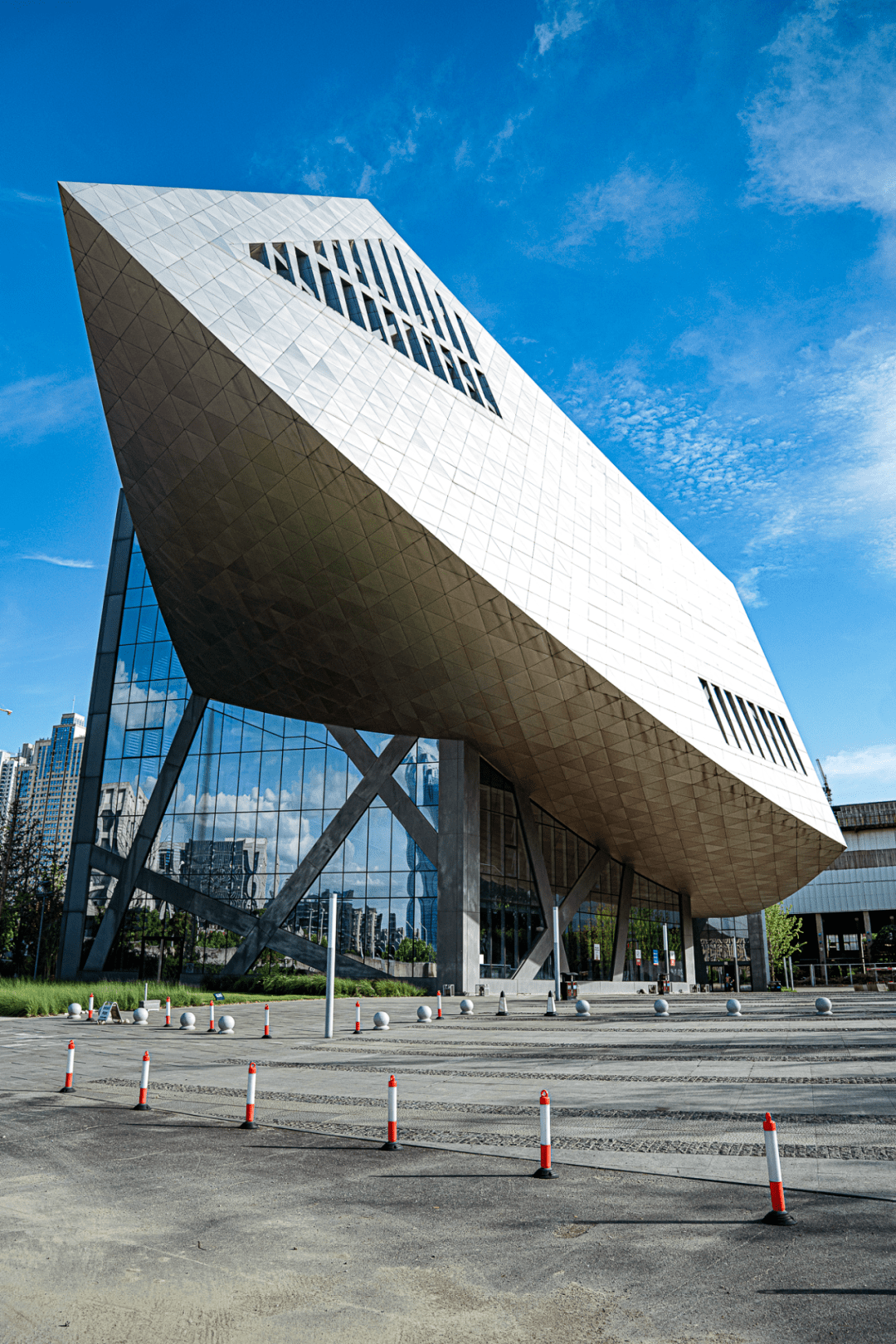 正版皇冠信用网口出租_40条实用建议正版皇冠信用网口出租,第一次来武汉这样玩才对!