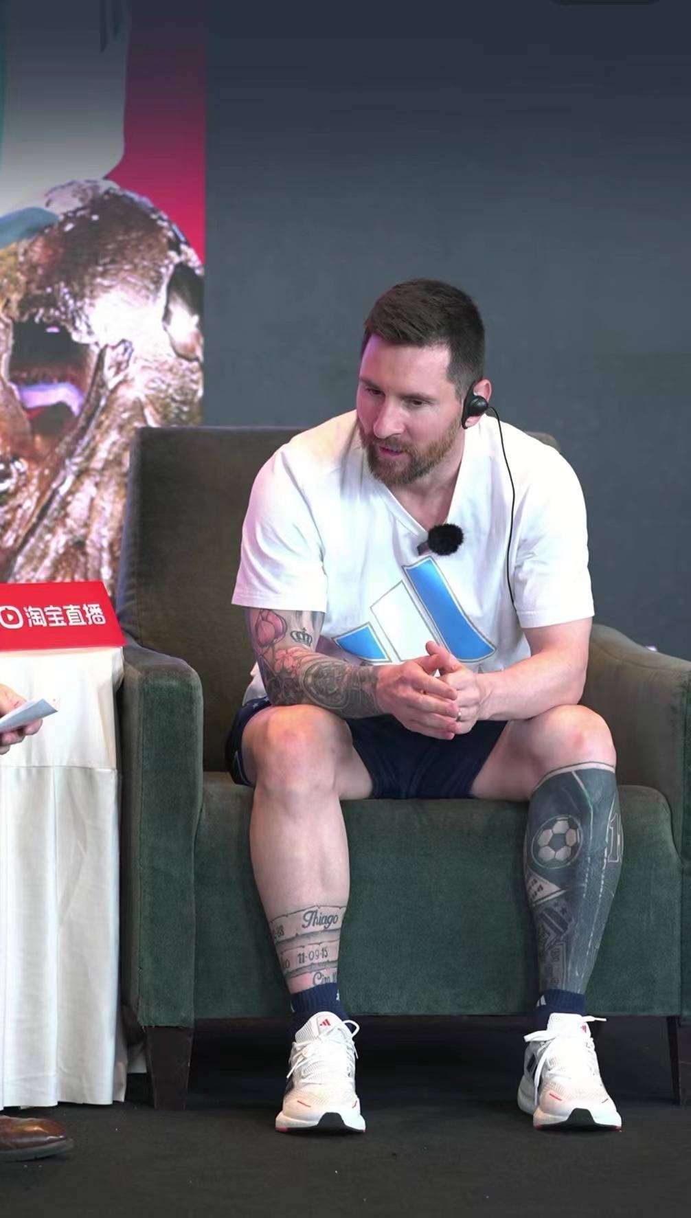 世界杯皇冠信用网平台_直播不到15分钟就结束!紧张到踩Jio的梅西世界杯皇冠信用网平台,成了“618”平台之争的“香饽饽”