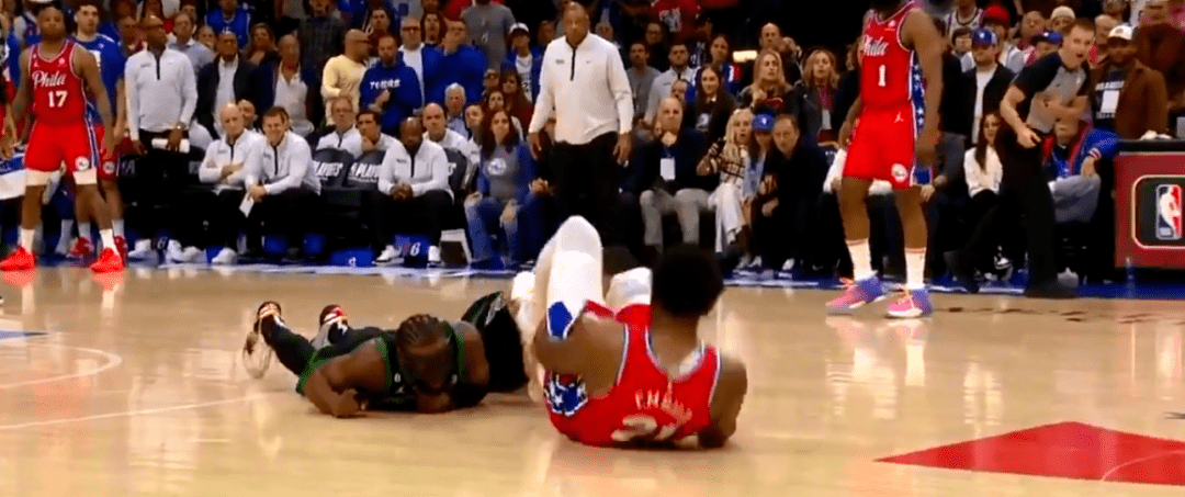 皇冠信用网登3_23投3中!登哥像西蒙斯一样空位不敢投了皇冠信用网登3,交易了吧!