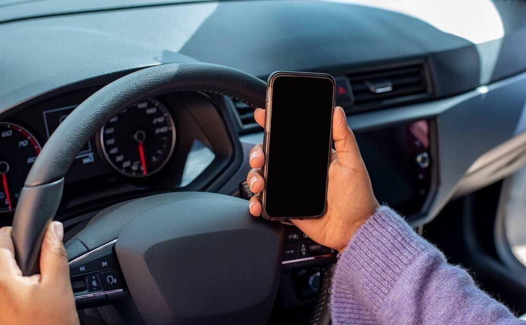 皇冠信用网平台出租_网约车靠平台派单皇冠信用网平台出租,出租车挂喇叭吆喝?网友:差距悬殊!