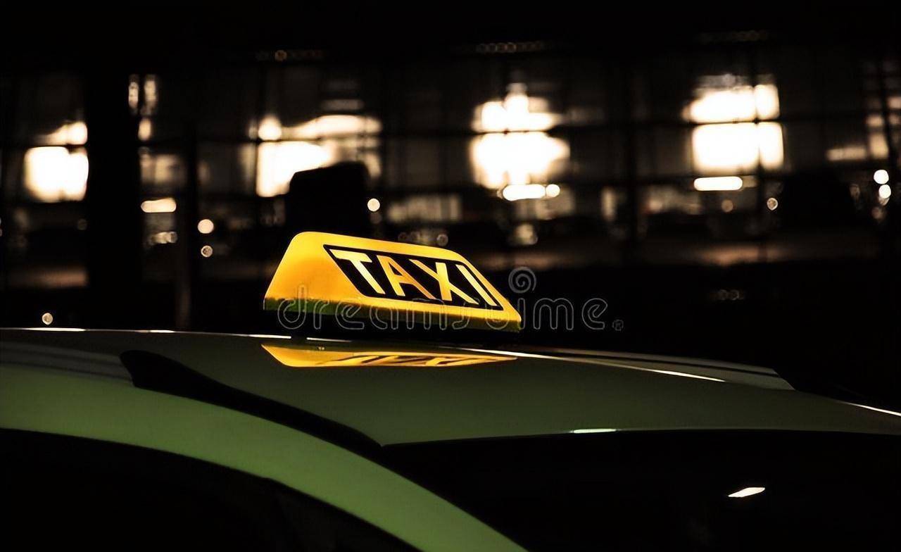 皇冠信用网平台出租_网约车靠平台派单皇冠信用网平台出租,出租车挂喇叭吆喝?网友:差距悬殊!