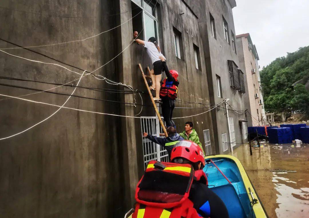 皇冠登一登二登三区别_“海葵”三登皇冠登一登二登三区别!宁德消防全力以赴迎战台风!