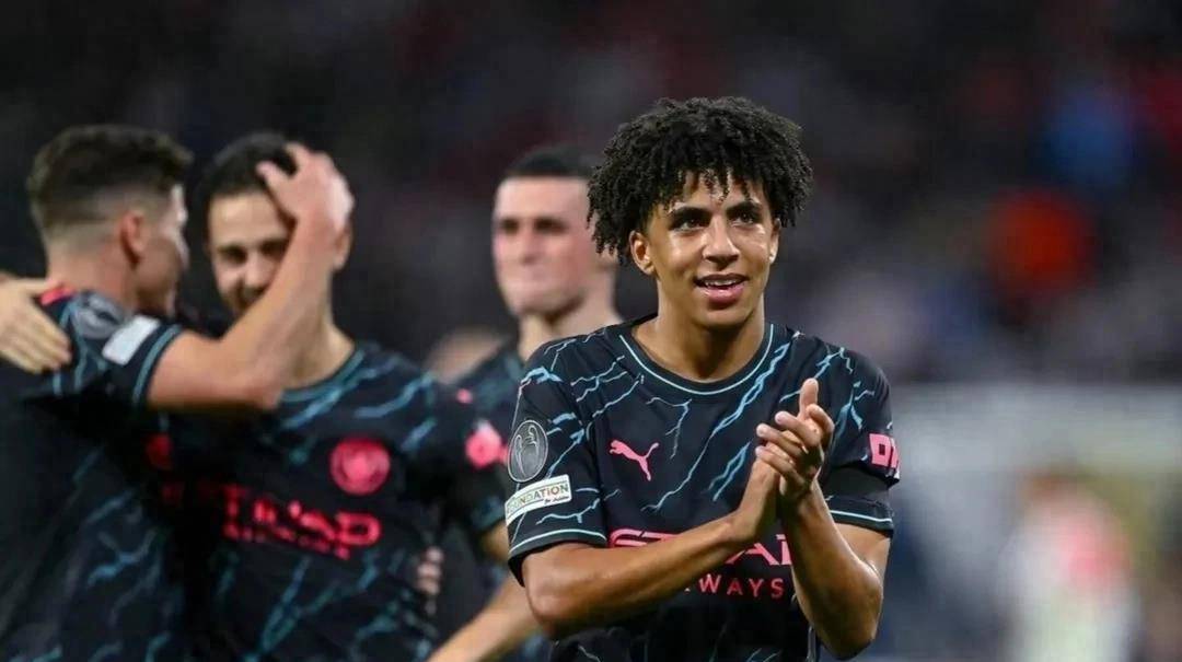 皇冠信用网登1_欧冠:小蜘蛛连场世界波福登多库破门 曼城3-1莱比锡 巴萨1-0波尔图