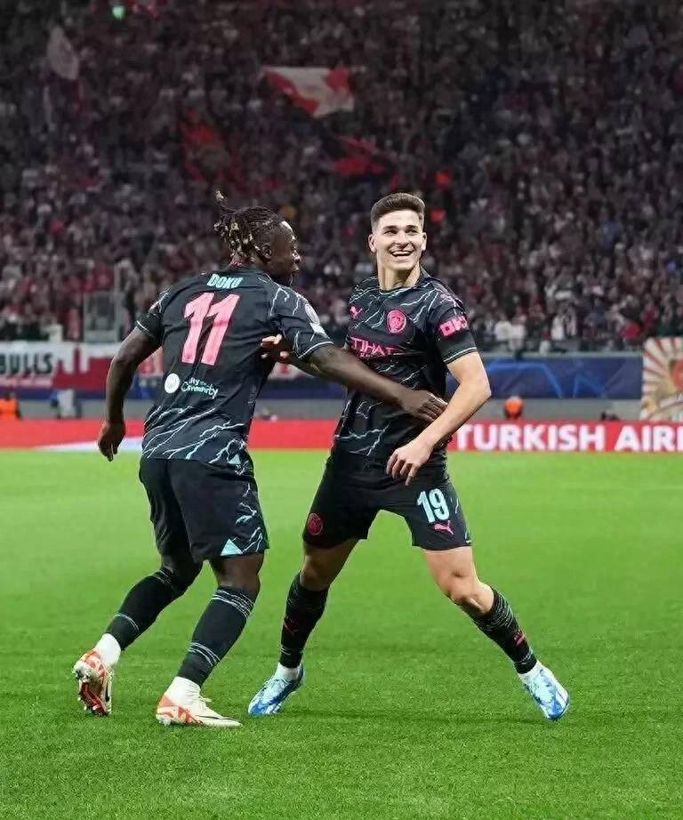 皇冠信用网登1_欧冠:小蜘蛛连场世界波福登多库破门 曼城3-1莱比锡 巴萨1-0波尔图