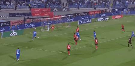 皇冠信用网登1_沙特联:利雅得新月6-1利雅得体育皇冠信用网登1,重登榜首,内马尔造点+助攻