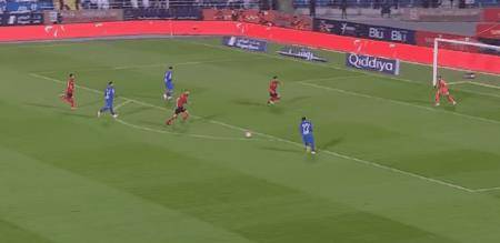 皇冠信用网登1_沙特联:利雅得新月6-1利雅得体育皇冠信用网登1,重登榜首,内马尔造点+助攻