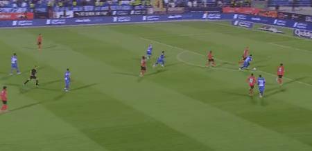 皇冠信用网登1_沙特联:利雅得新月6-1利雅得体育皇冠信用网登1,重登榜首,内马尔造点+助攻