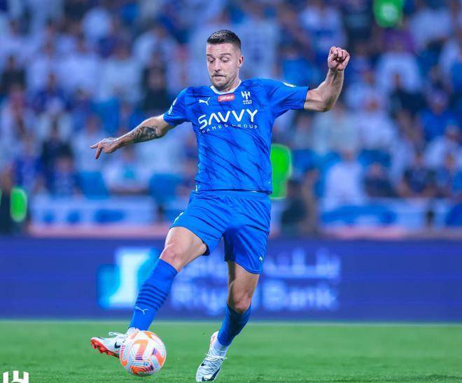 皇冠信用网登1_沙特联:利雅得新月6-1利雅得体育皇冠信用网登1,重登榜首,内马尔造点+助攻