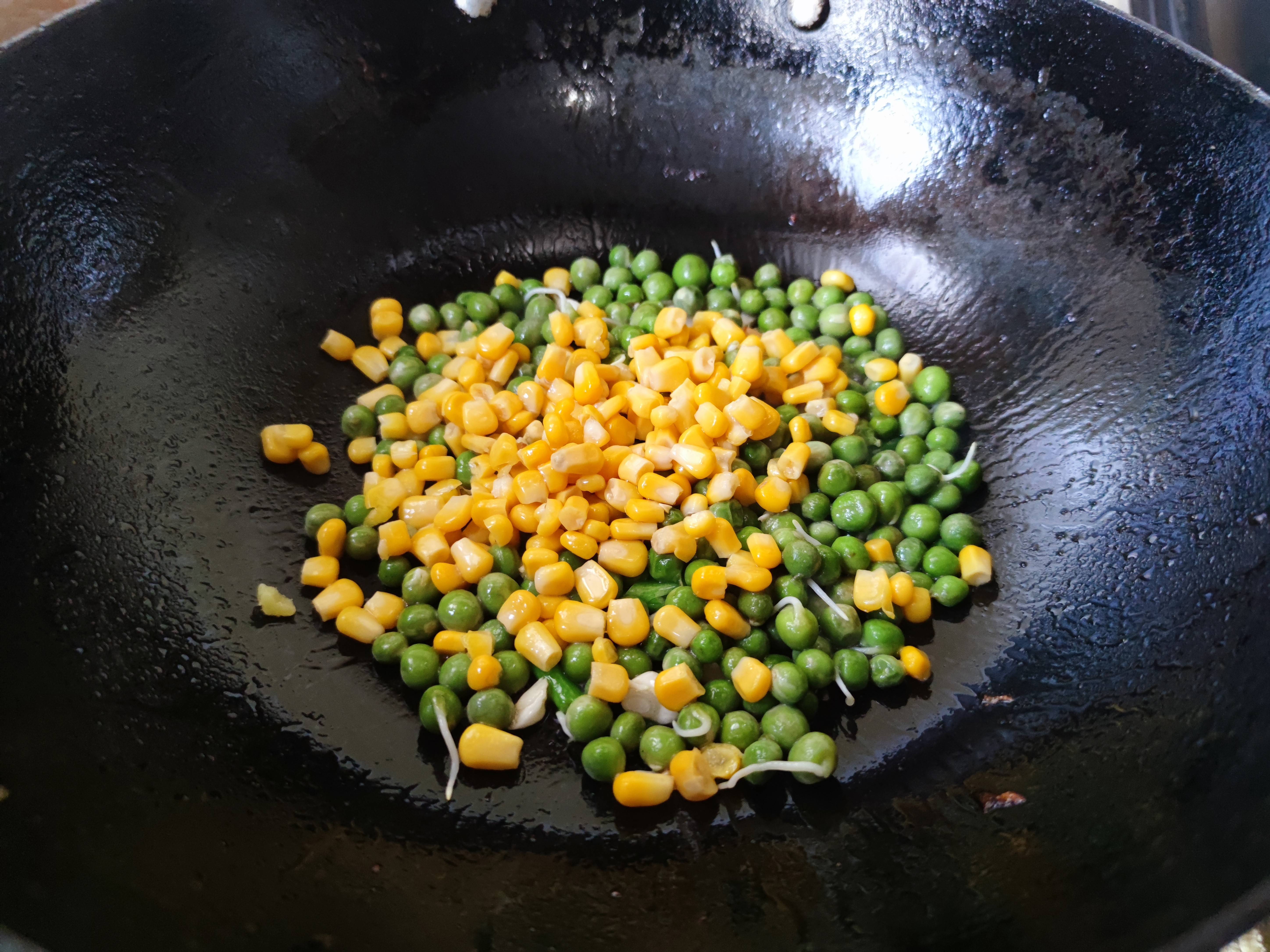 皇冠登1登2登3_寒露来临皇冠登1登2登3,提醒中老年:1少登,2不喝,吃3样,养足精力平安入冬