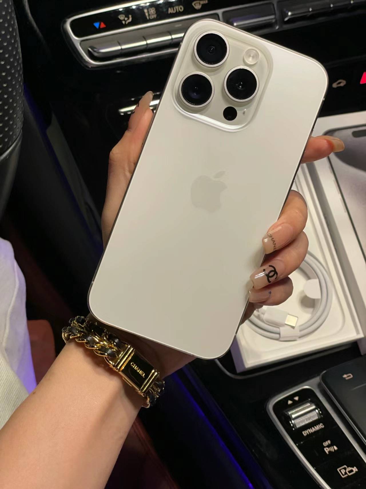 皇冠信用网怎么开账号_苹果手机微信分身怎么弄多开皇冠信用网怎么开账号,轻松区分工作和生活不同账号管理,