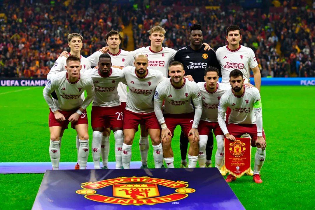 加拉塔萨雷足球_阿森纳大胜朗斯加拉塔萨雷足球,曼联战平加拉塔萨雷丨欧冠-足球解析