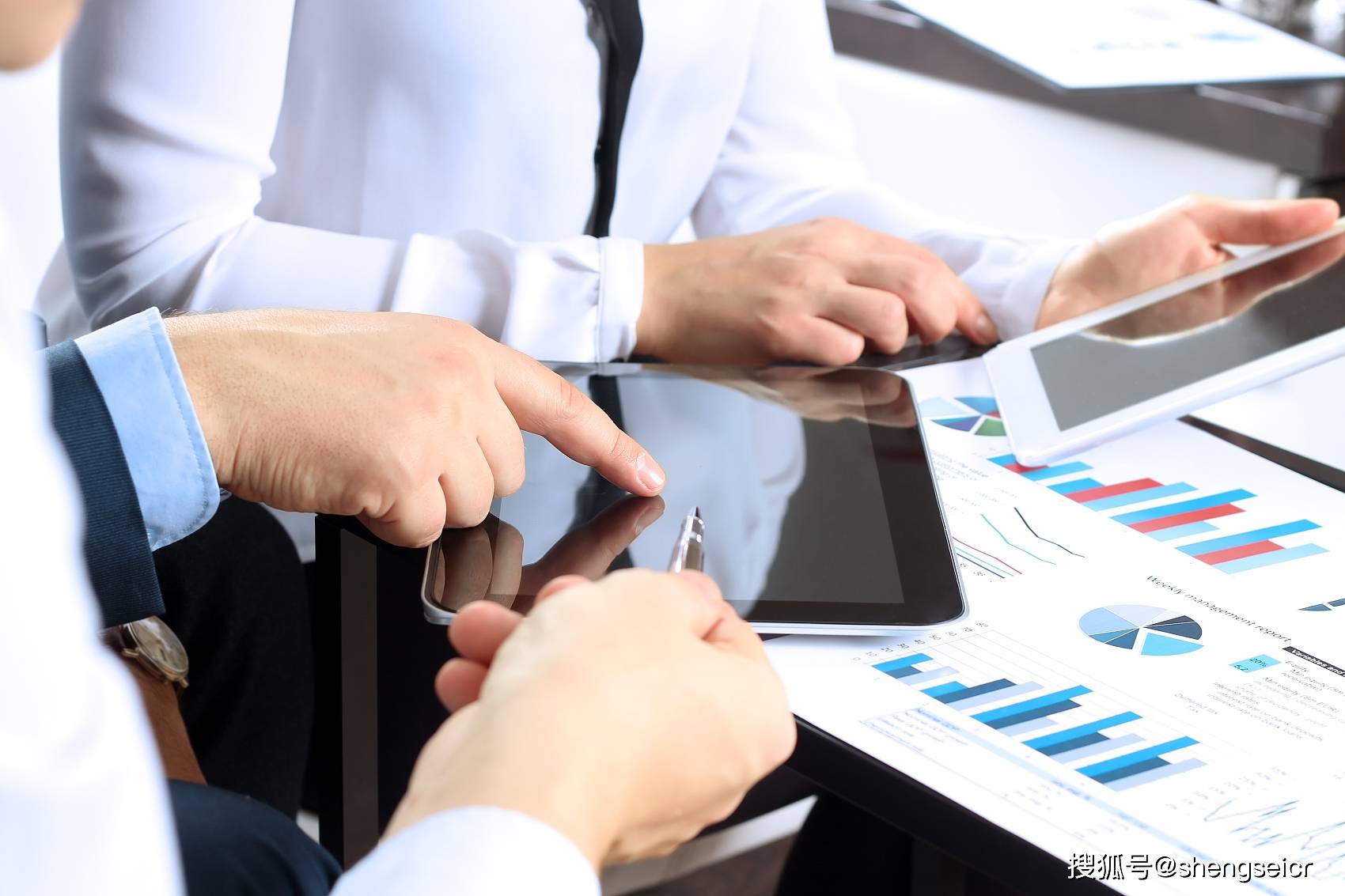 皇冠信用网注册开户_香港公司注册及开户:一站式指南