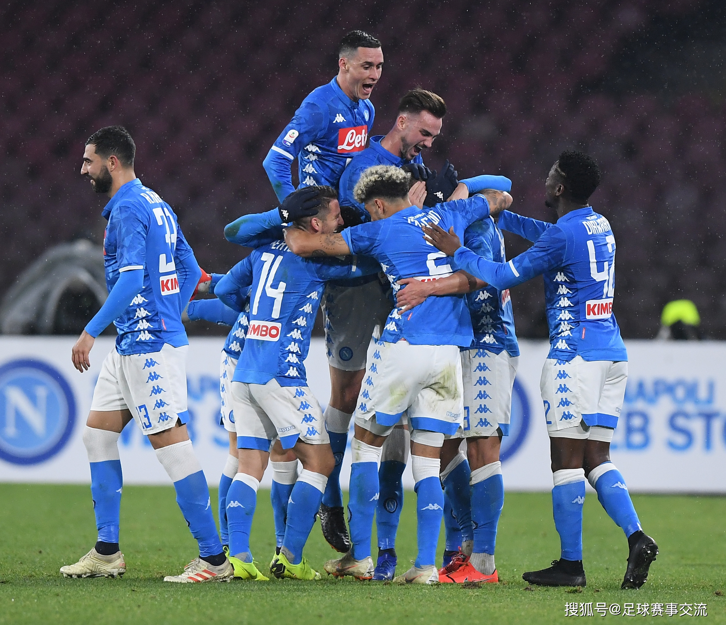 那不勒斯足球_今日足球:那不勒斯vs卡利亚里 巴伦西亚vs巴塞罗那