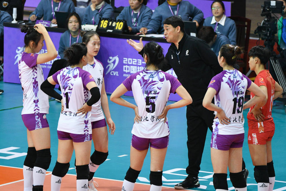 印度超级联赛_女排超级联赛:江苏中天钢铁胜云南大学滇池学院