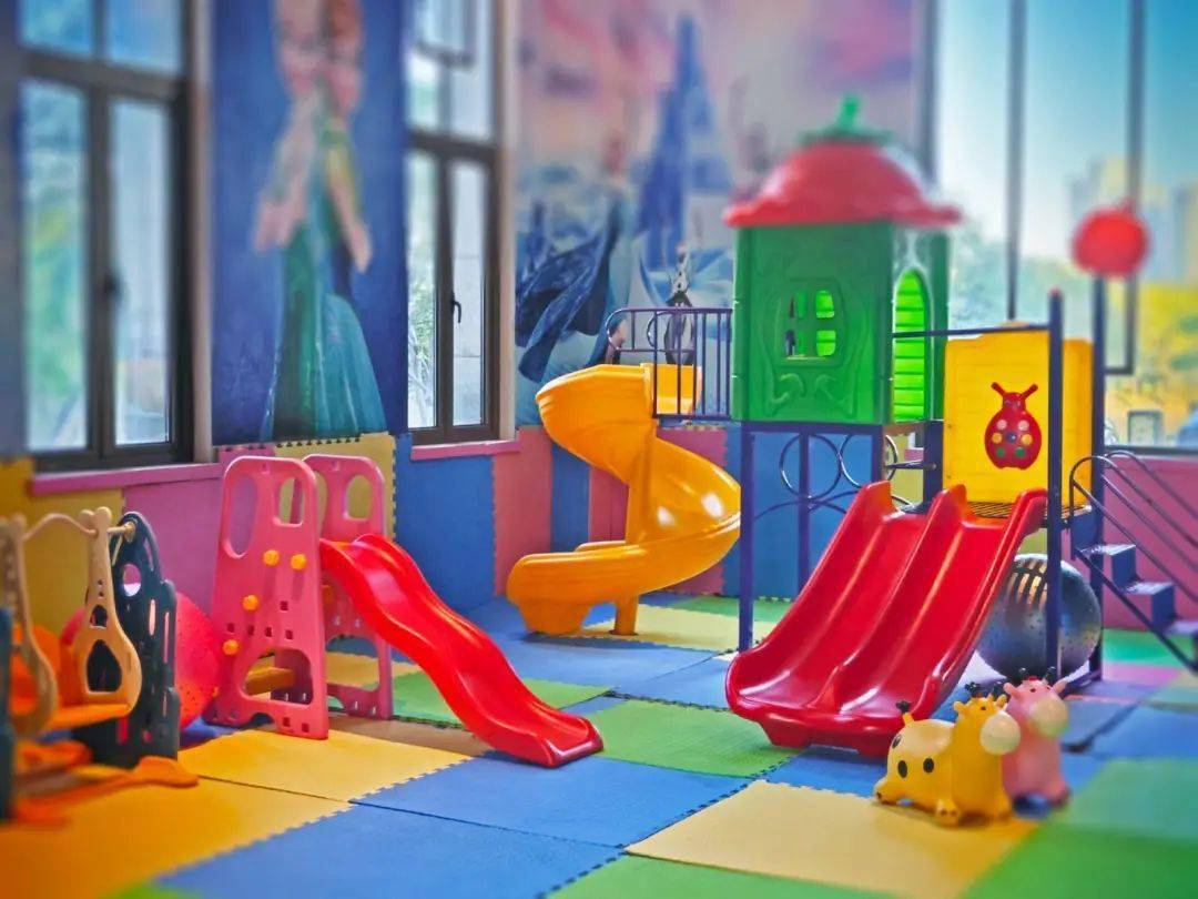 皇冠代理登1,2,3_【湖州皇冠假日酒店】¥999抢3天2晚套餐皇冠代理登1,2,3,含高级房2间夜+2大2小自助早餐/间夜+自助晚餐66折券1份+湿地公园萌宠玩赏等~