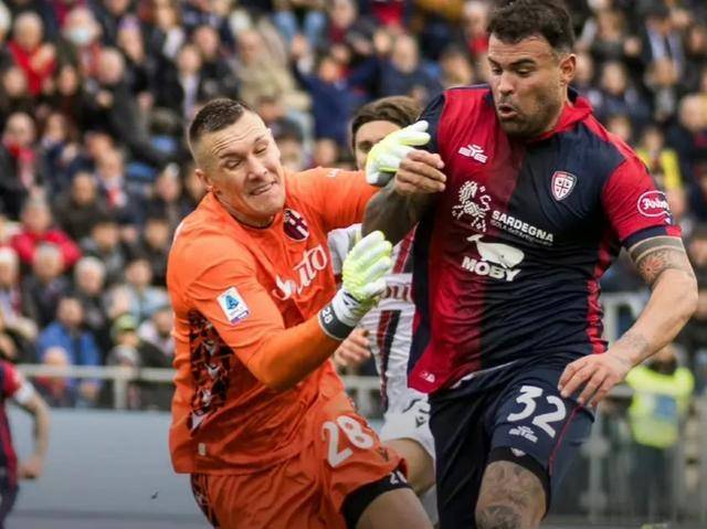 皇冠信用网登1_1-2!0-0!足坛黑马再战:维拉追平曼城皇冠信用网登1,赫罗纳登榜首,1队翻船