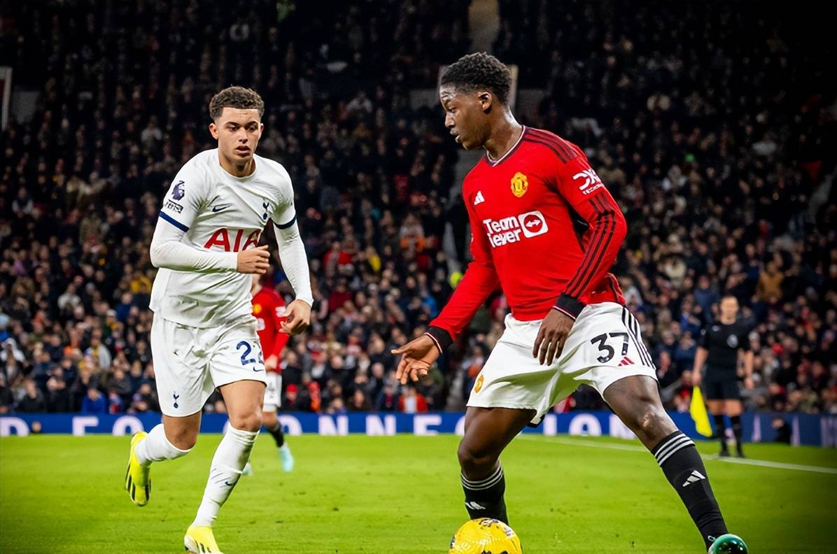 英格兰足总杯_足总杯曼联VS纽波特首发曝光:英格兰神童坐镇中场英格兰足总杯,B费领衔,霍伊伦冲锋