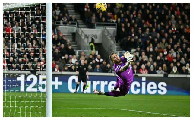 皇冠登一登二登三区别_曼城逆转升至第二皇冠登一登二登三区别,福登三球助攻埃德森险遭封神!