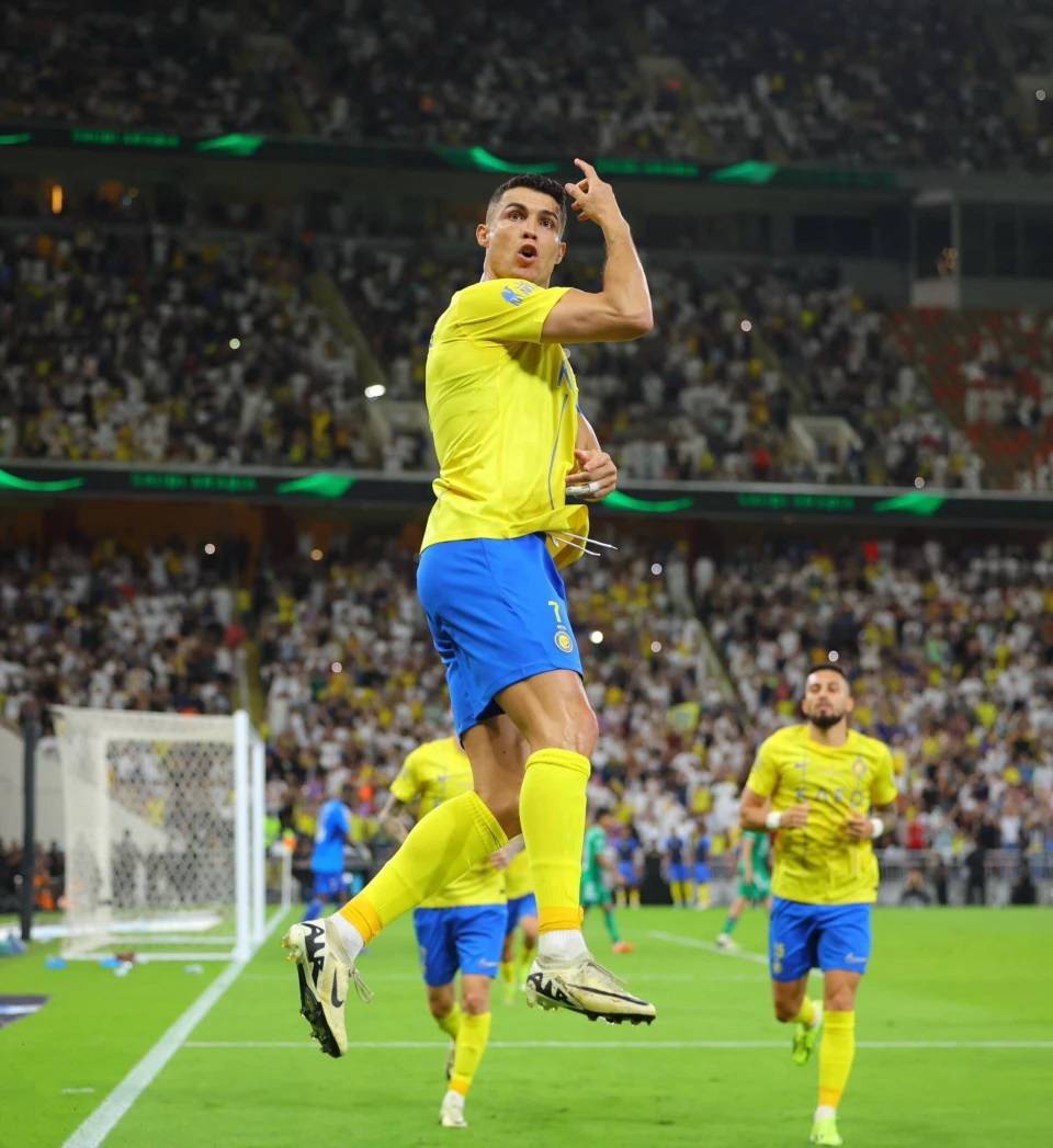 欧洲杯买球_39岁欧洲杯买球，33场30球11助攻，老C罗还能战！欧洲杯葡萄牙争冠得靠他