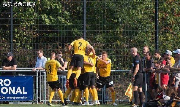 年轻人足球_周四足球赛事推荐:罗马 VS 费耶诺德 年轻人足球,里斯本竞技 VS年轻人