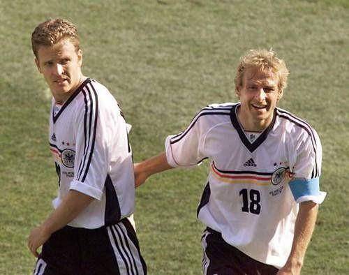 欧洲杯足球_足球史上只有一例——两队会师过世界杯决赛欧洲杯足球,也会师过欧洲杯决赛