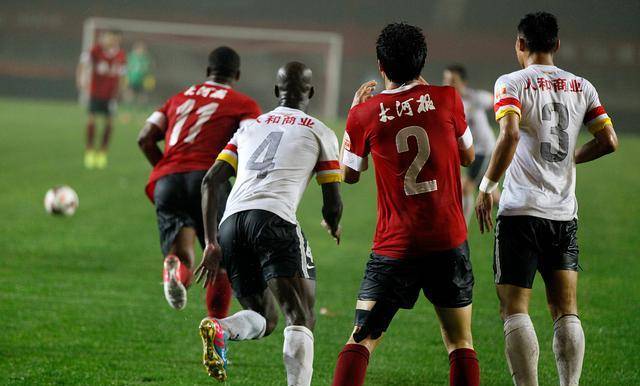 柏林联合足球_今日足球:奥格斯堡VS柏林联合梅斯VS朗斯