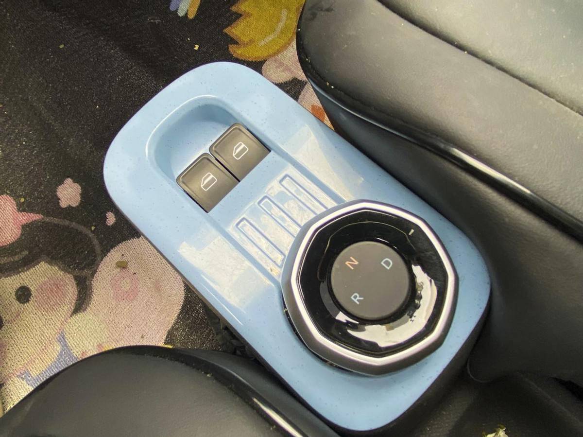 买球的正规网站_买车给父母接送孩子买球的正规网站,还是得买上绿牌的正规小车