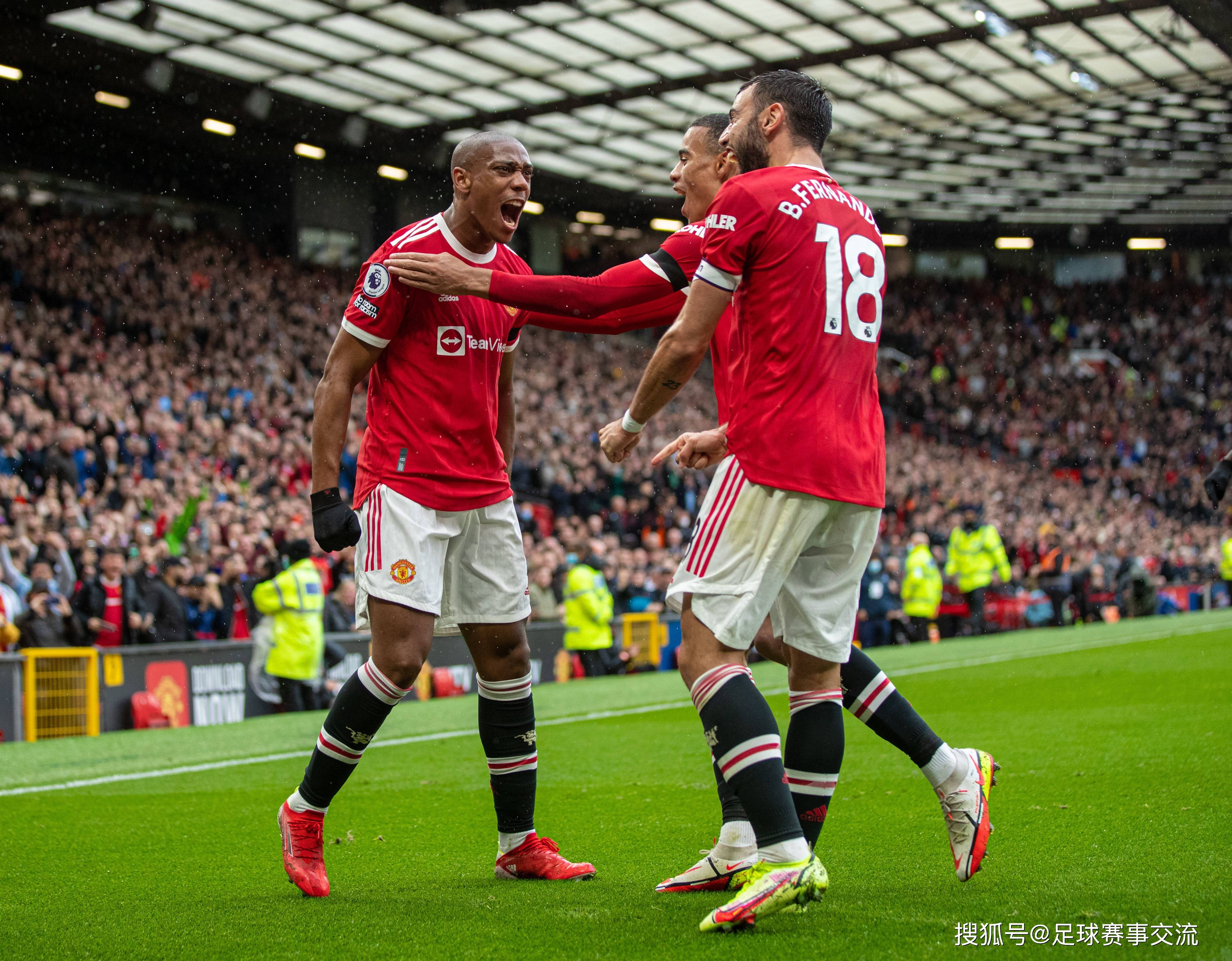 巴塞罗那足球_今日足球:伯恩茅斯vs曼彻斯特联 加的斯vs巴塞罗那