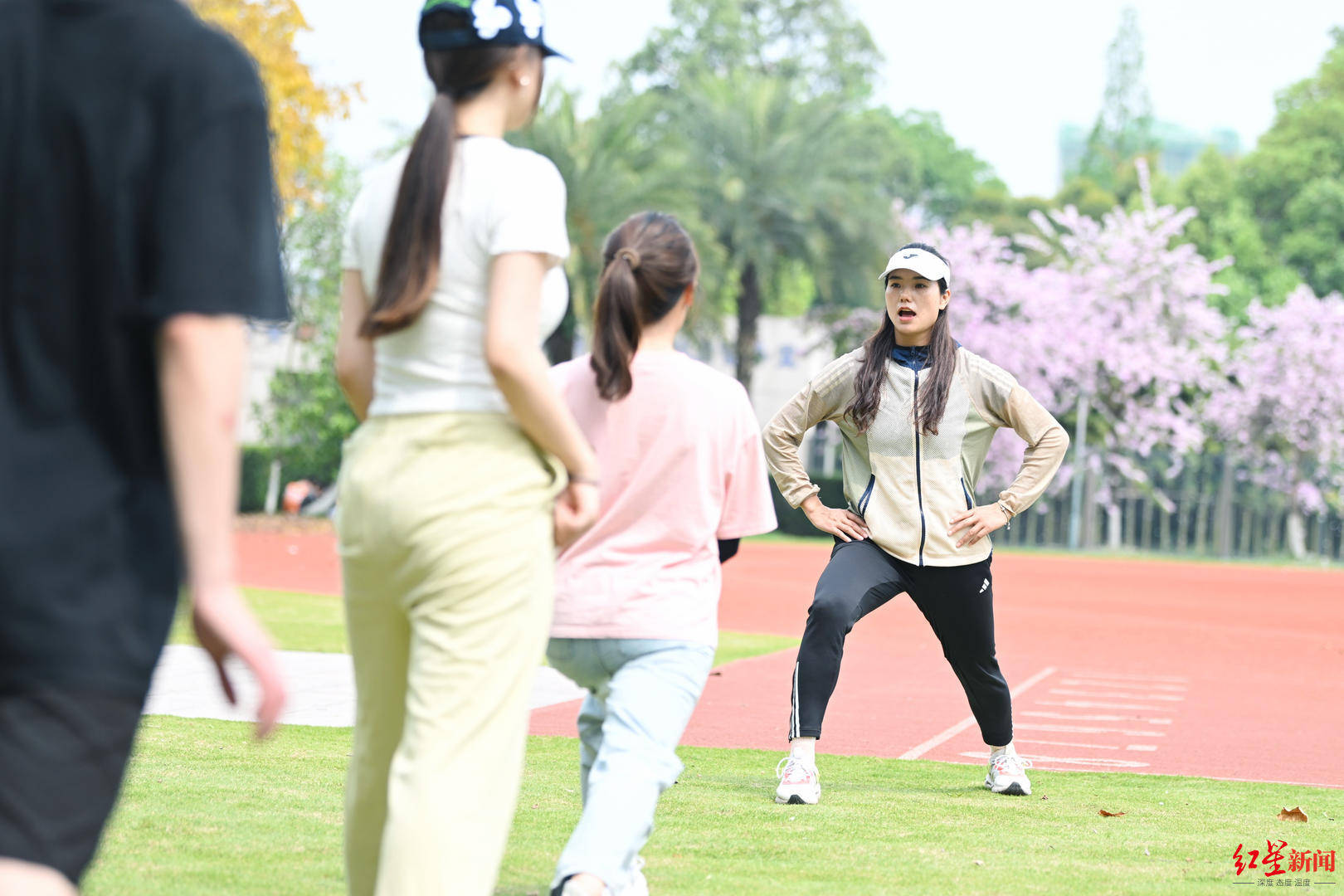 贝尔格莱德红星足球_红星专访|中超历史首位女裁判贝尔格莱德红星足球,半路出道接触足球,接下来“目标亚洲”!
