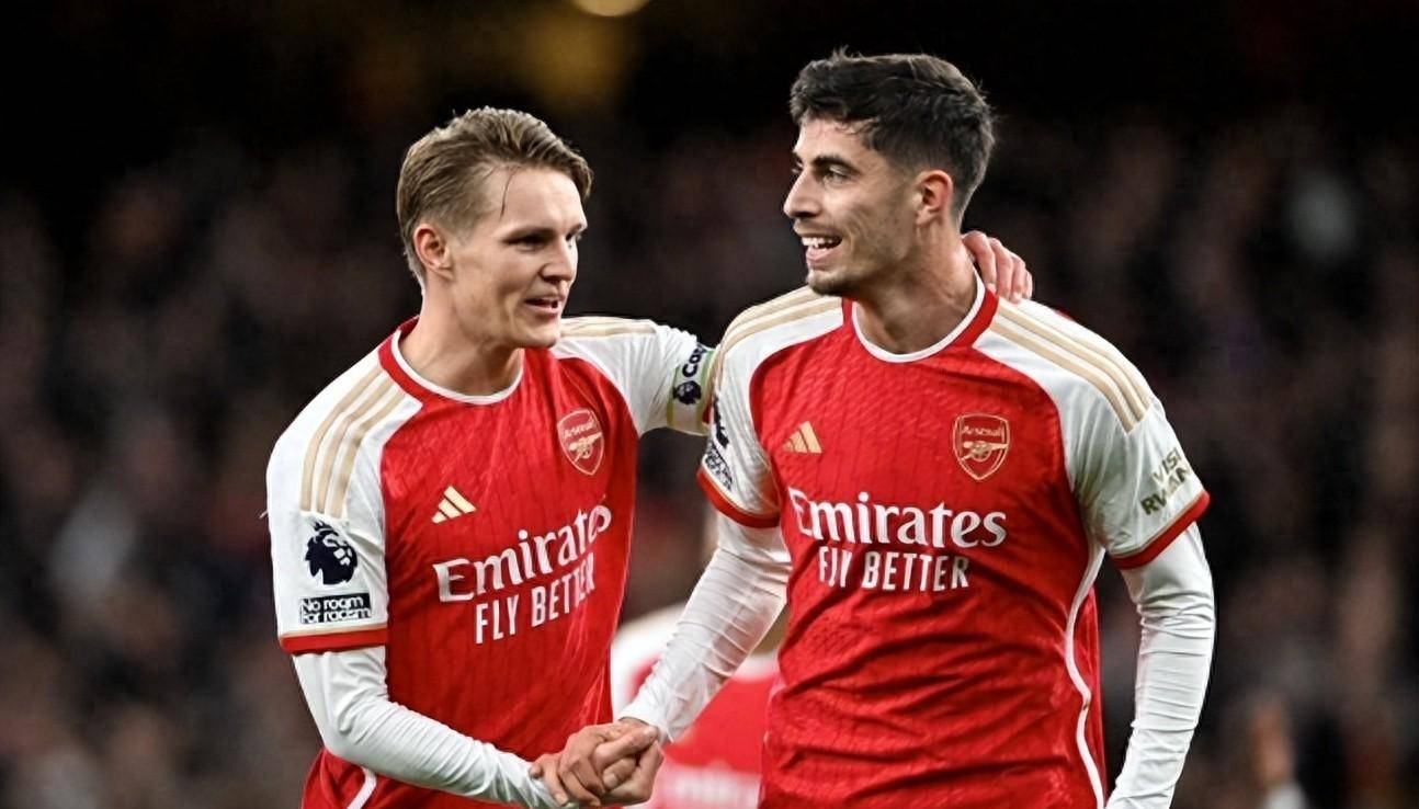 皇冠登1登2登3出租_4:1,4:0!福登戴帽皇冠登1登2登3出租,曼城复仇,阿森纳登榜首,药厂+巴黎冲进决赛