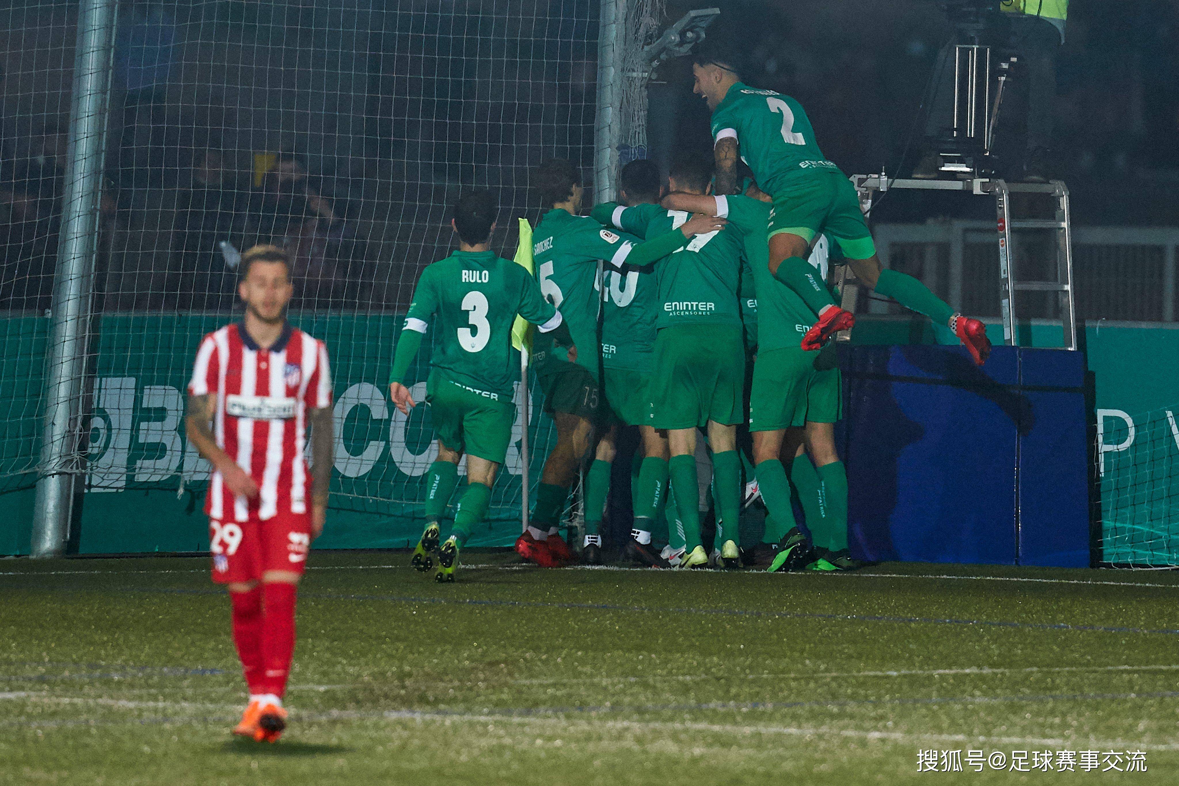 巴塞罗那足球_今日足球:巴塞罗那vs巴伦西亚 普雷斯顿vs莱切斯特城