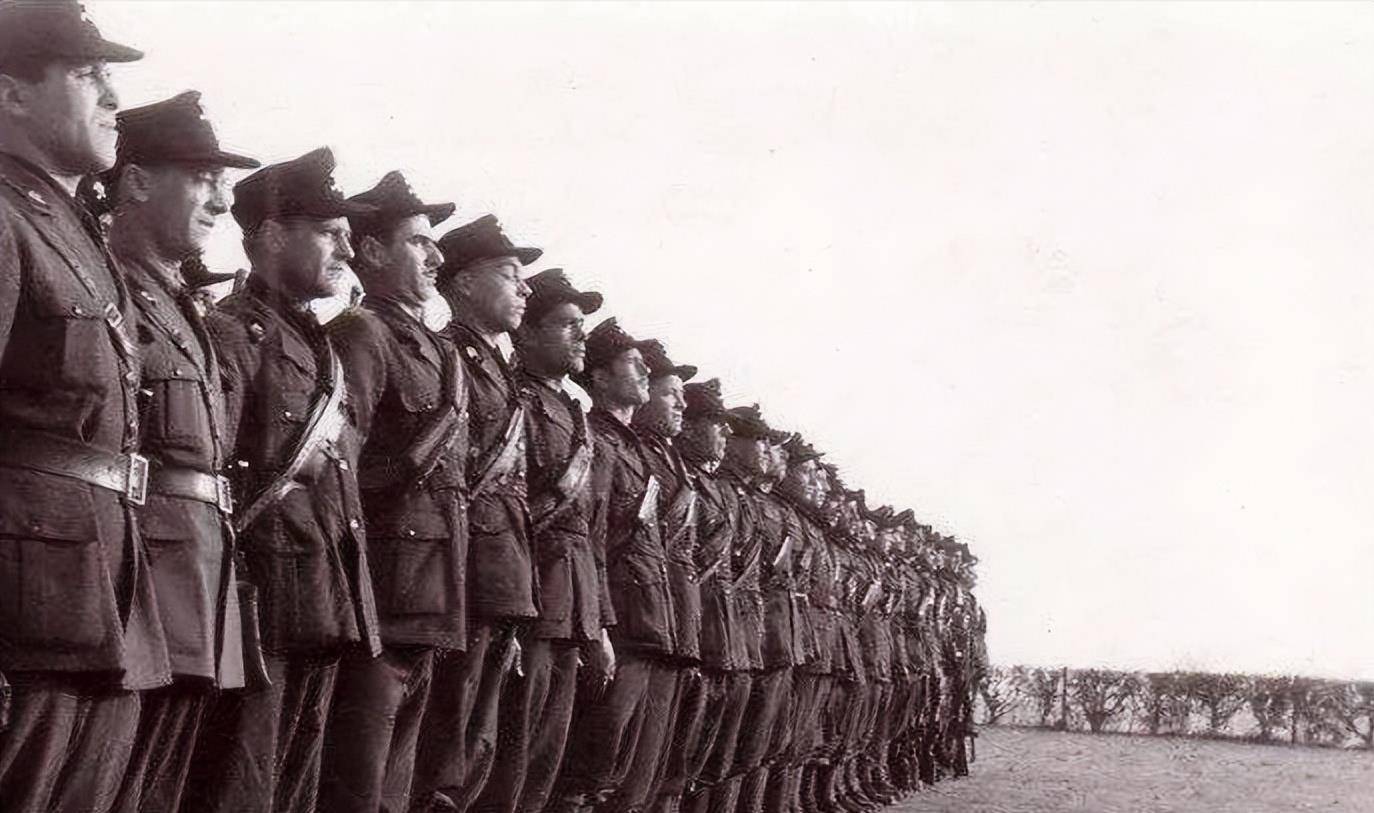 罗马尼亚_人民革命的时代罗马尼亚!罗马尼亚人民共和国的诞生——罗马尼亚简史28