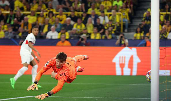 皇冠信用网登1_强强对话!多特1-0巴黎:菲尔克鲁格建功皇冠信用网登1,登贝莱失良机