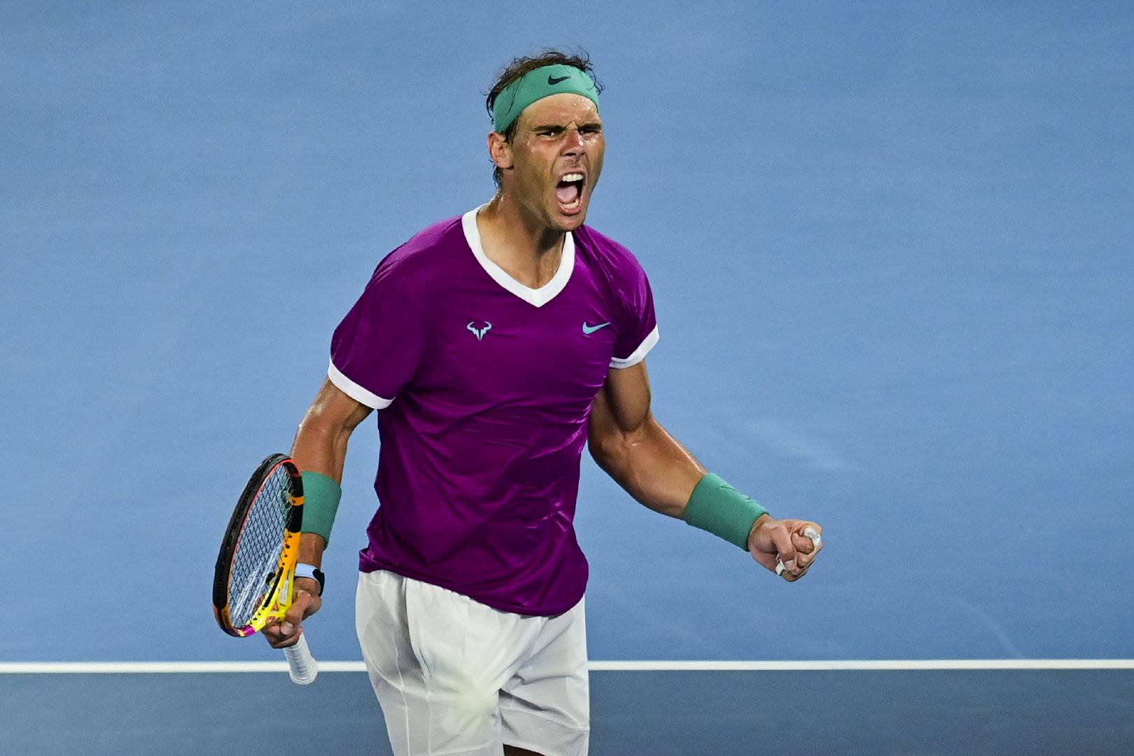 曼联足球直播_今日曼联足球直播!CCTV5直播中国金花出战法网+天下足球足总杯曼联力克曼城