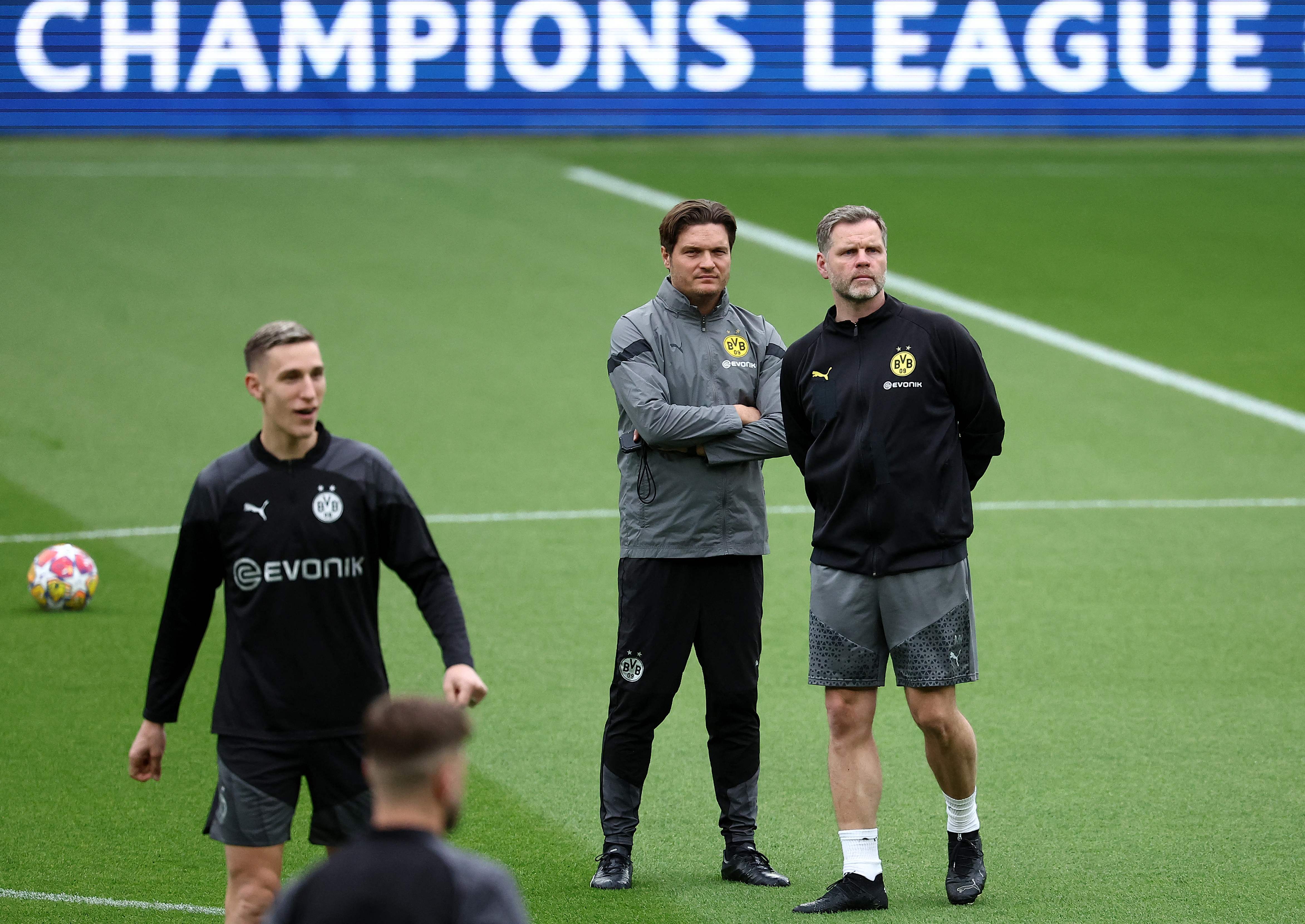 多特蒙德足球_足球——欧冠：多特蒙德赛前备战