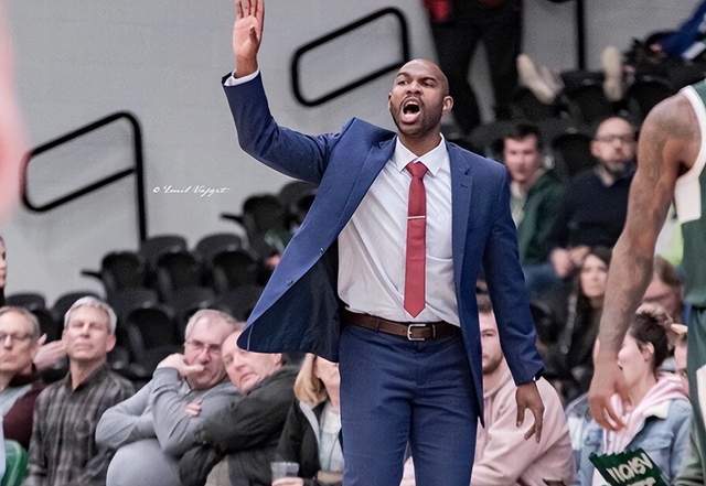 皇冠信用网登3_3队3大消息!追梦跨界解说欧冠皇冠信用网登3,布登挖角老东家,骑士加快选帅