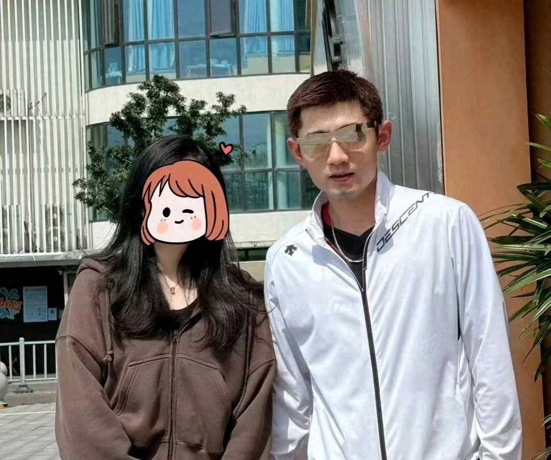 皇冠信用网登2_张继科再登热搜!4月2日突发新动态皇冠信用网登2,引发网友热议!