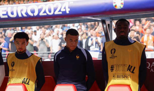 法国1-1波兰_法国vs波兰:波兰誓为荣耀而战法国1-1波兰,3-1再度上演?