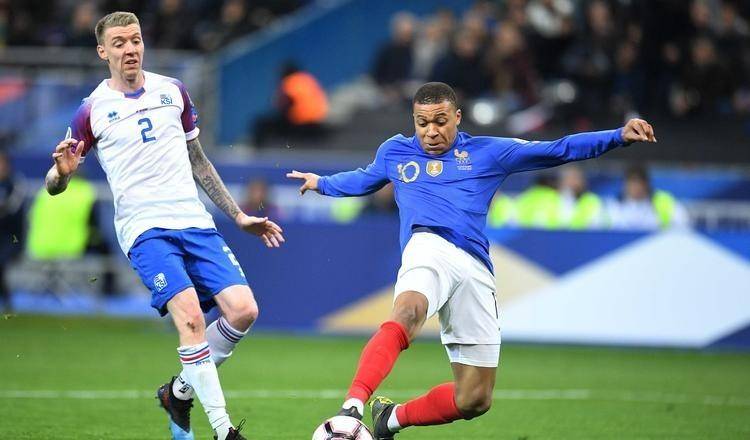 欧洲杯足球直播_中央5台直播足球时间表:今晚CCTV5直播两场欧洲杯比赛欧洲杯足球直播!附节目表